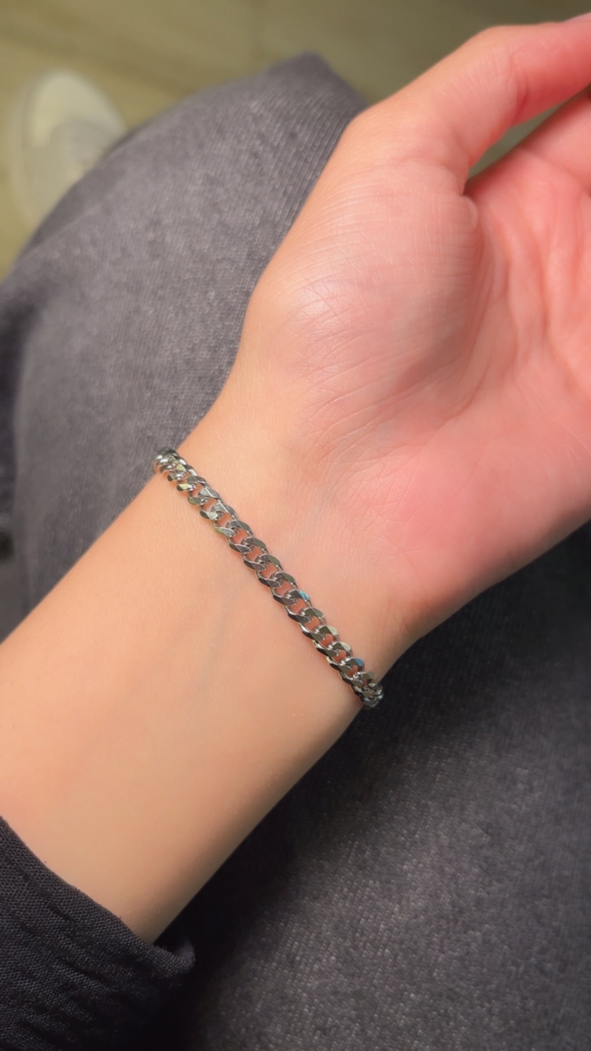 Permanent bracelet