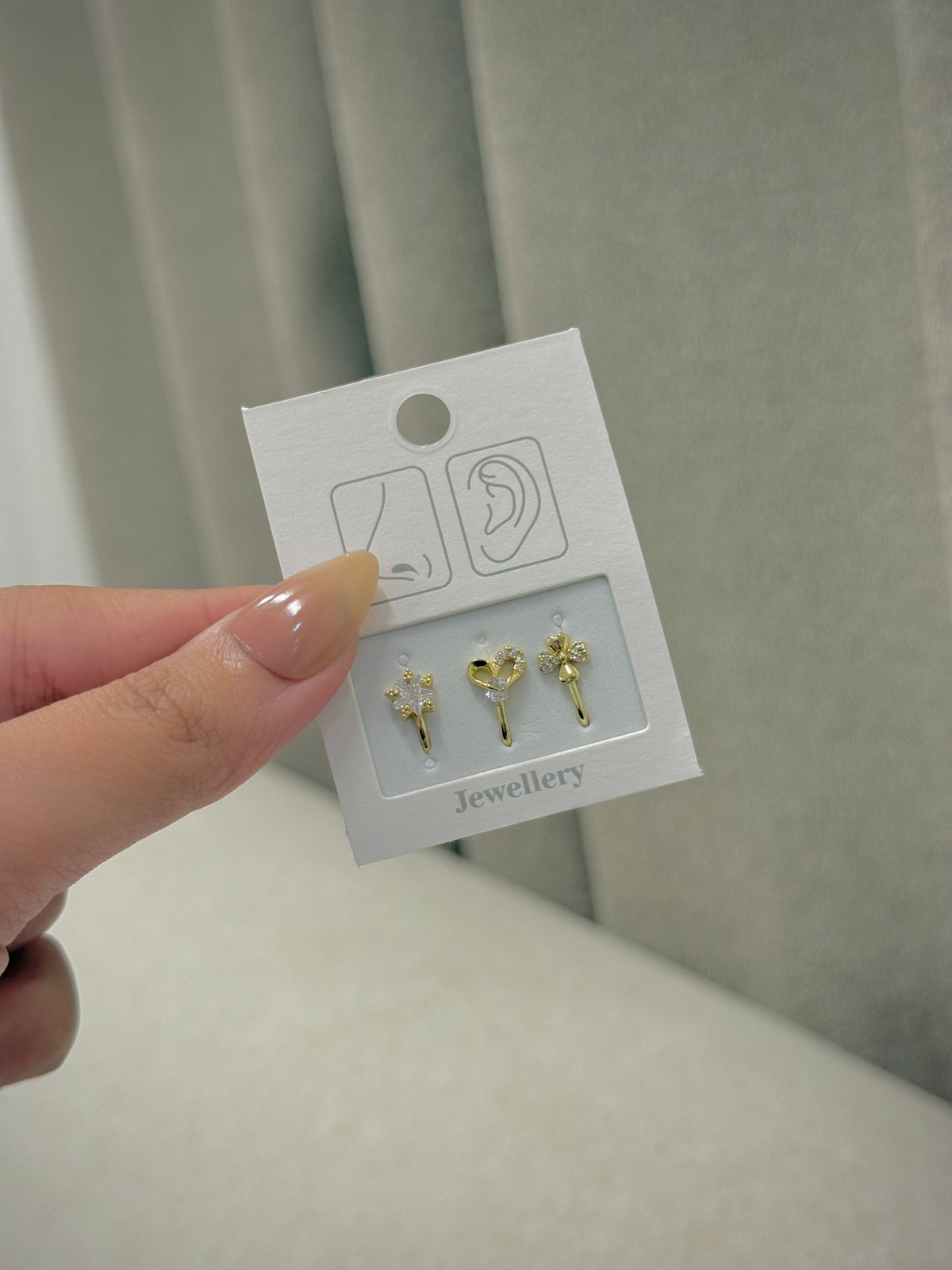 Nose& earing percing