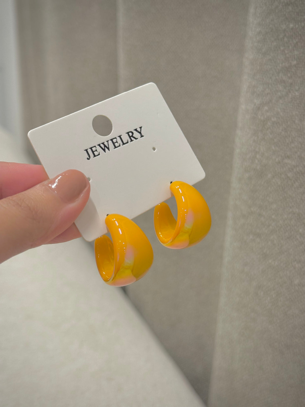 Trendy earrings