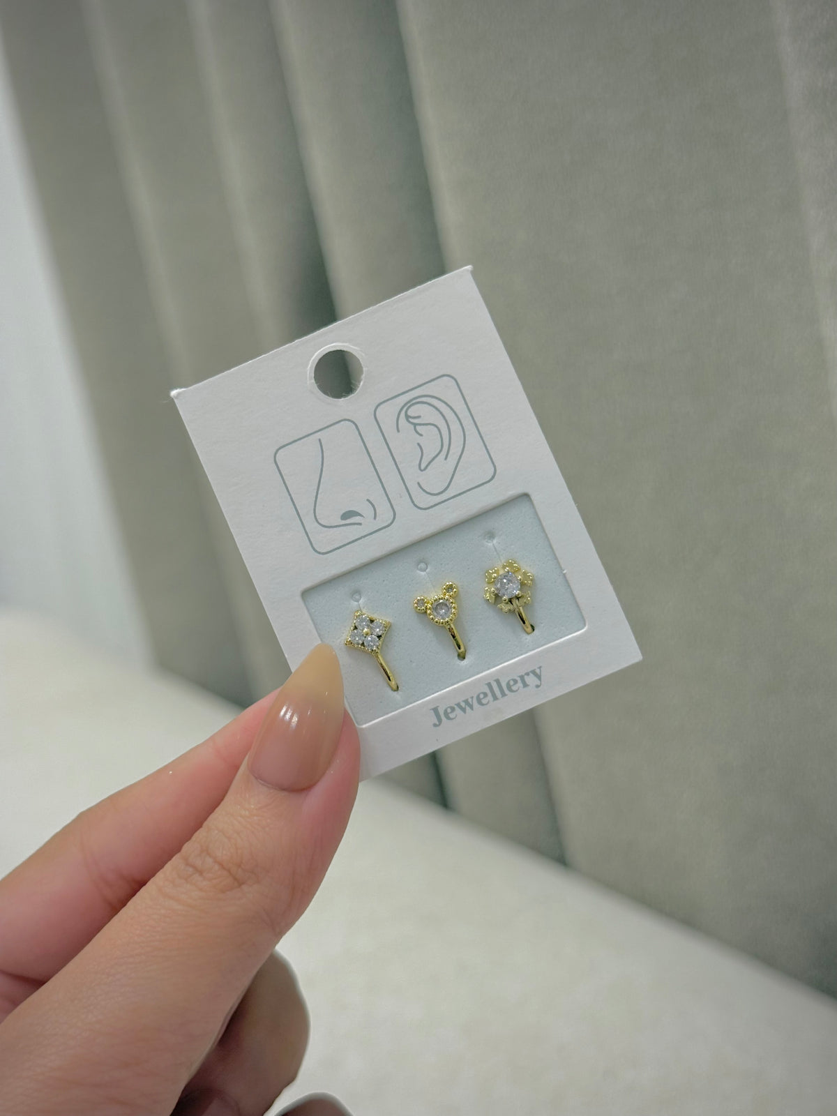 Nose& earing percing