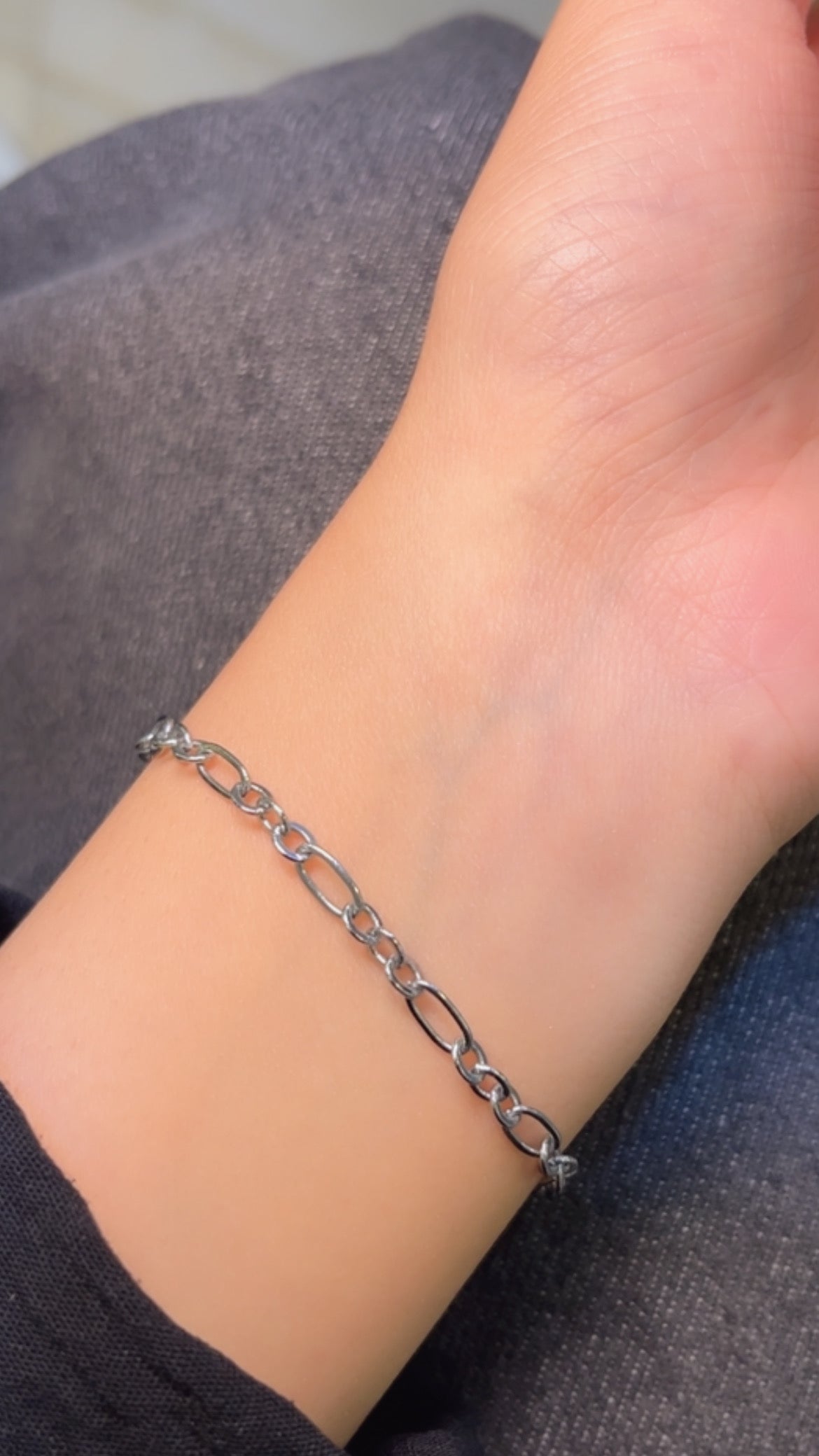 Permanent bracelet