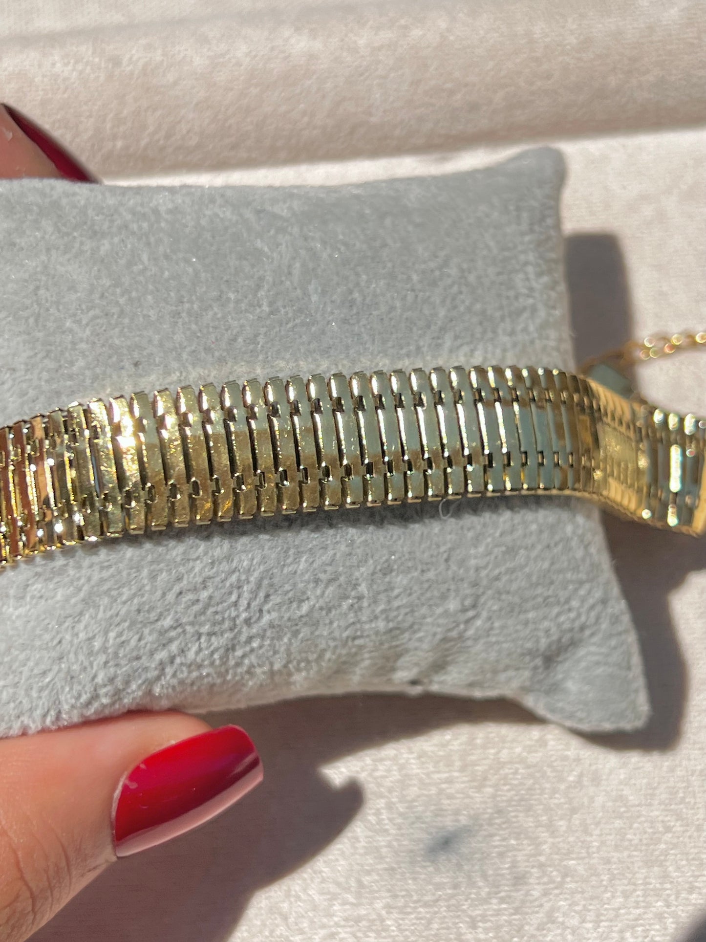 Modern wide-style bracelet