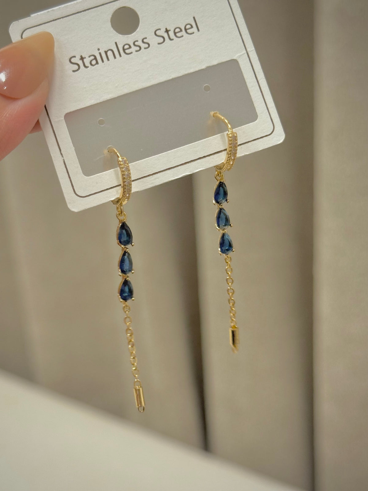Trendy earrings