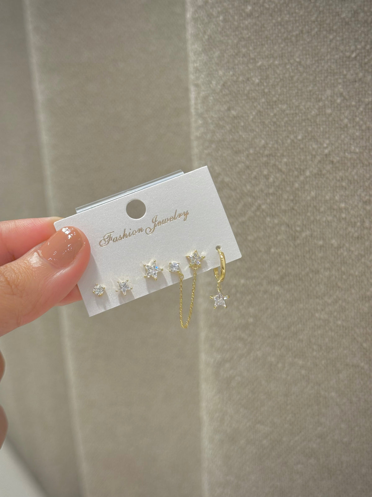 Trendy earrings