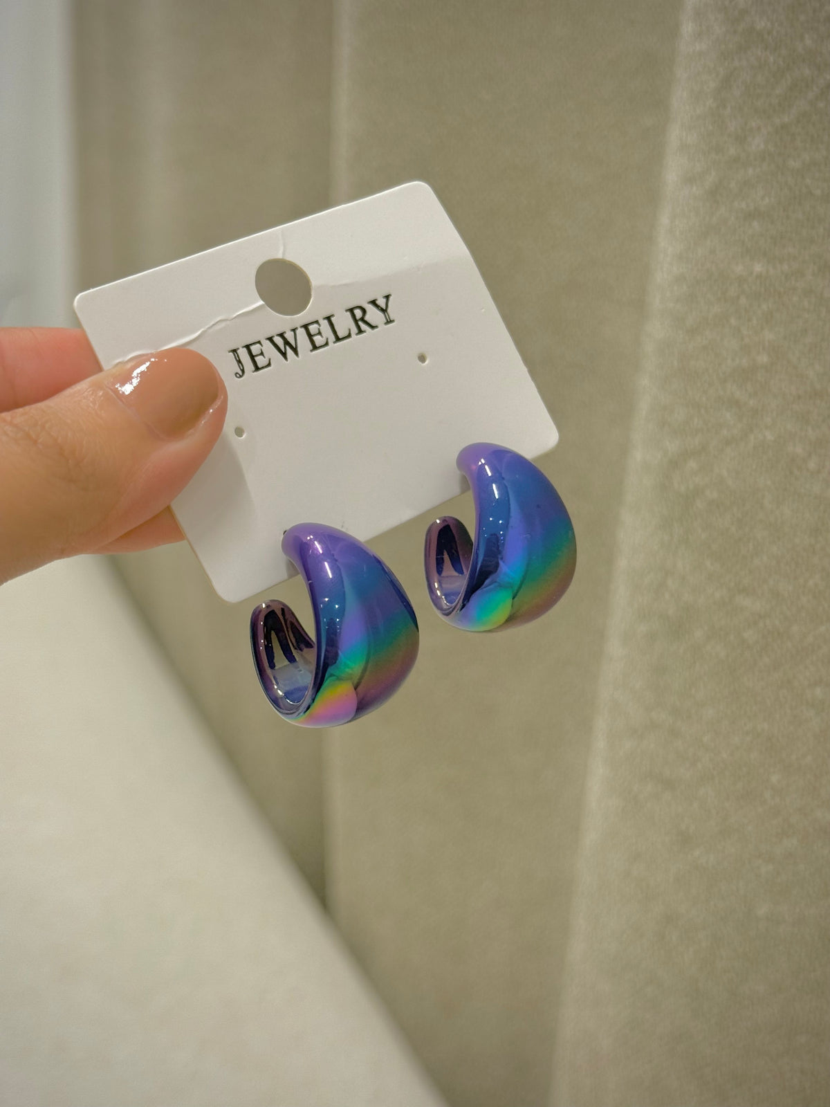 Trendy earrings