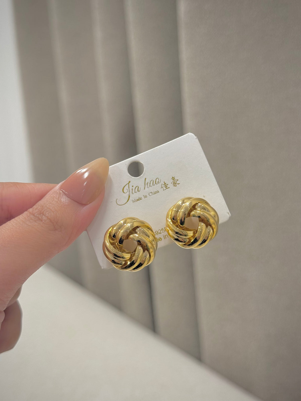 Trendy earrings