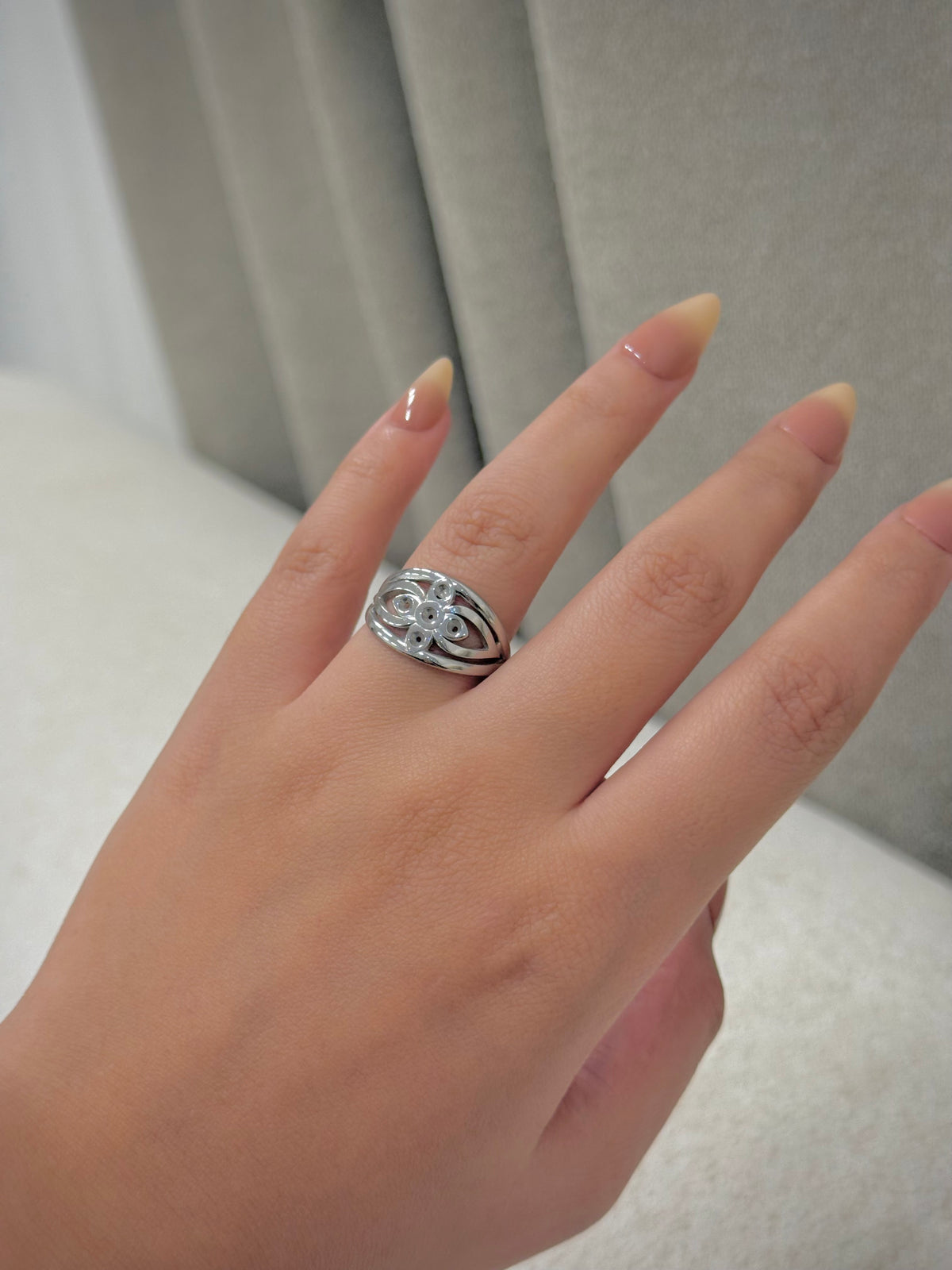 Stainless ring