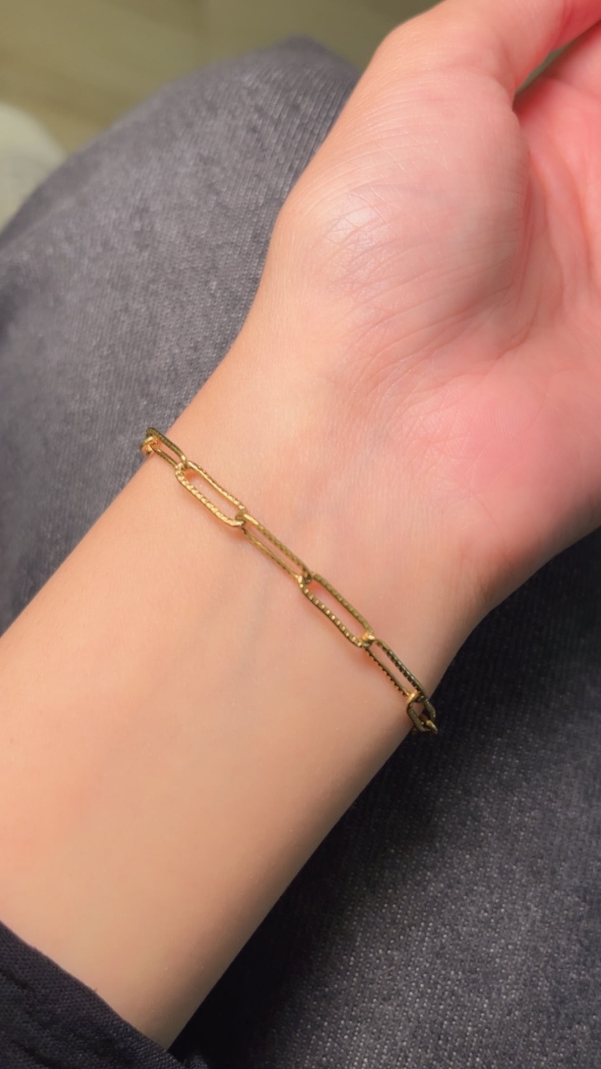Permanent bracelet