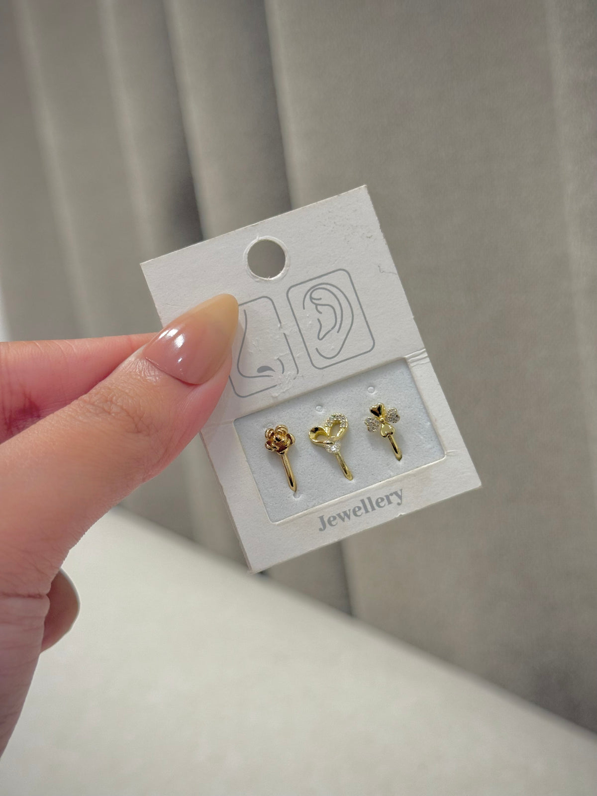 Nose& earing percing