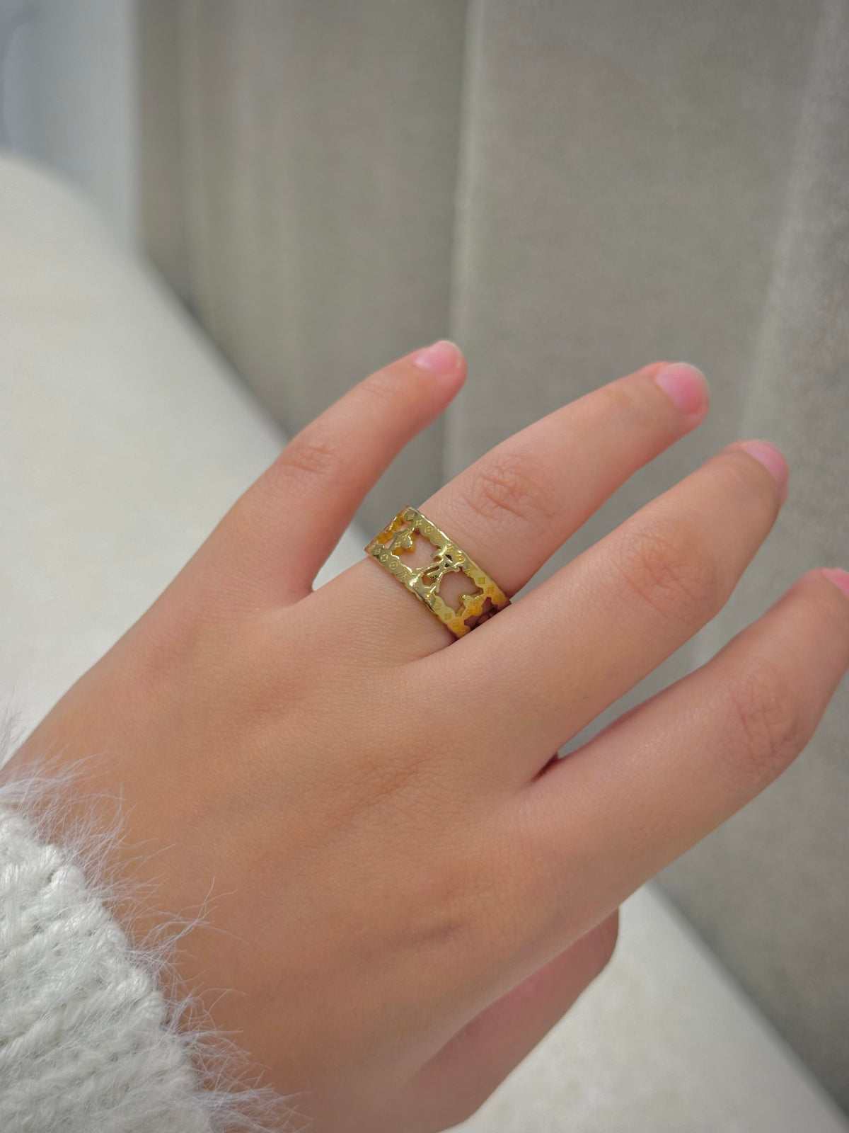 Stainless ring