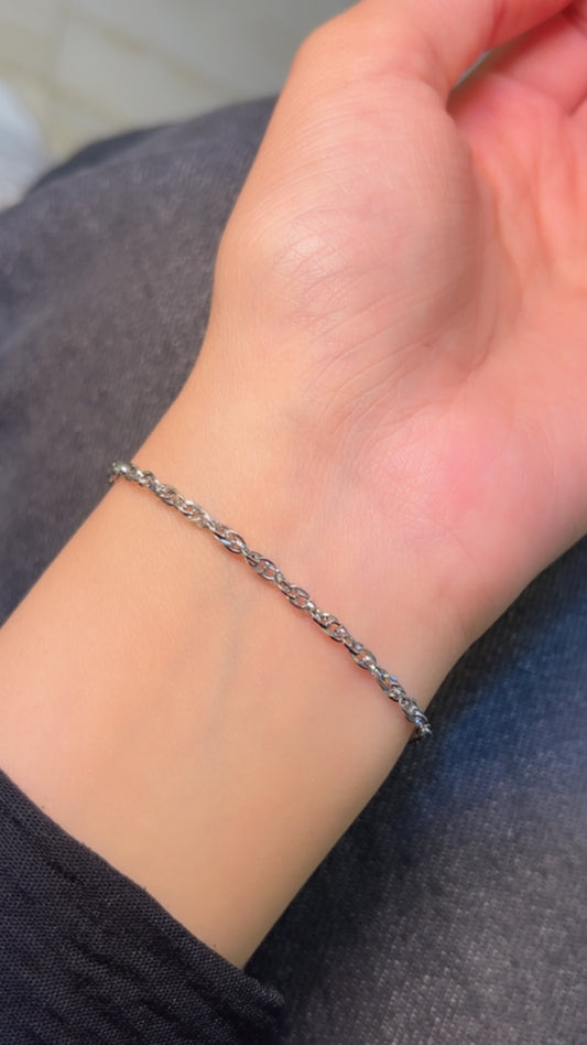 Permanent bracelet