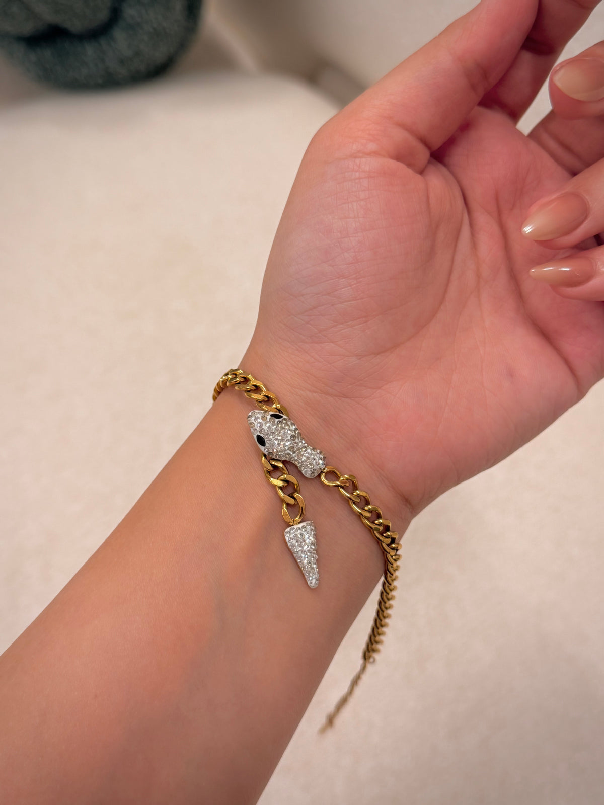 Stainless steel bracelet