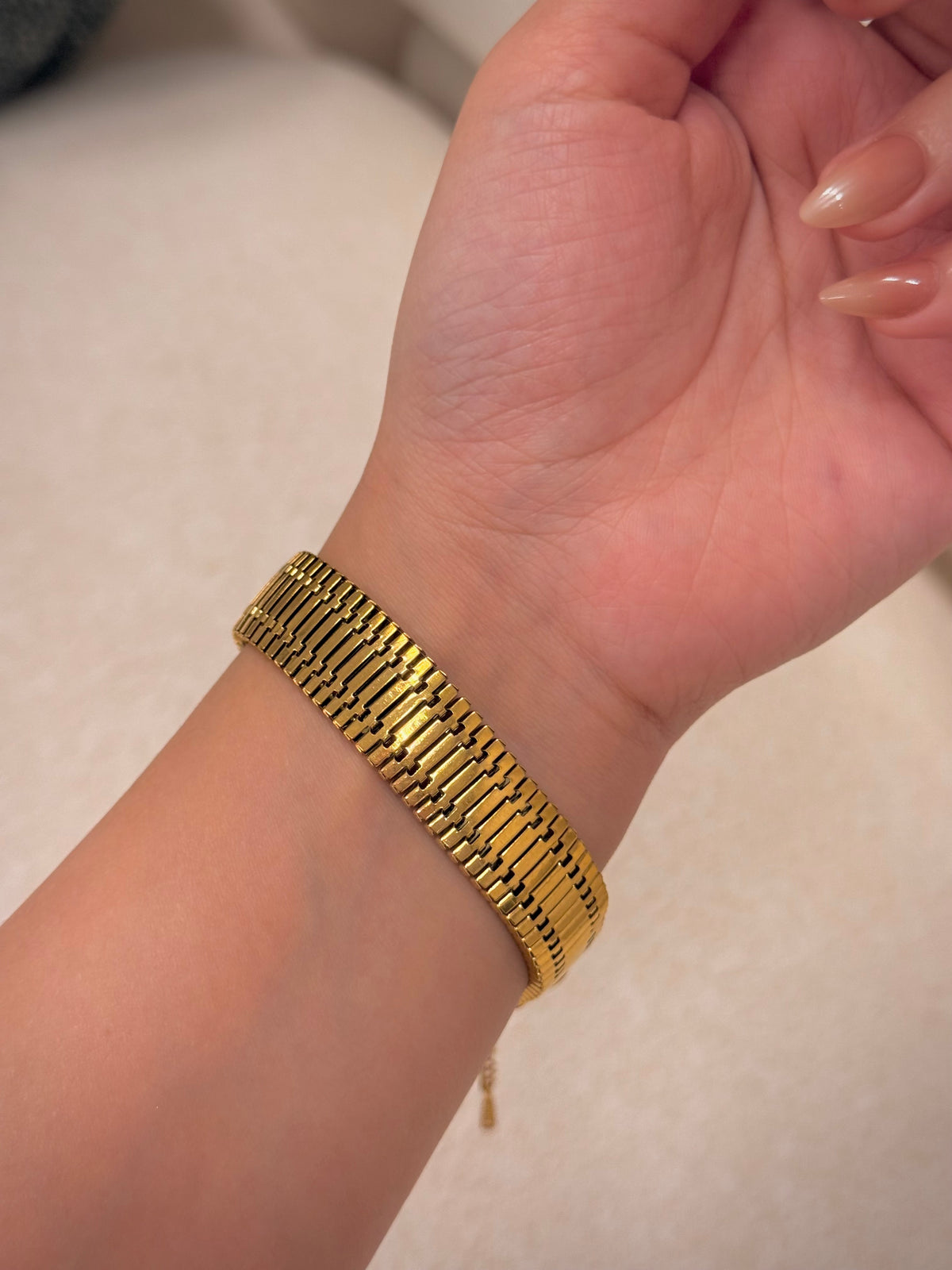 Stainless steel bracelet