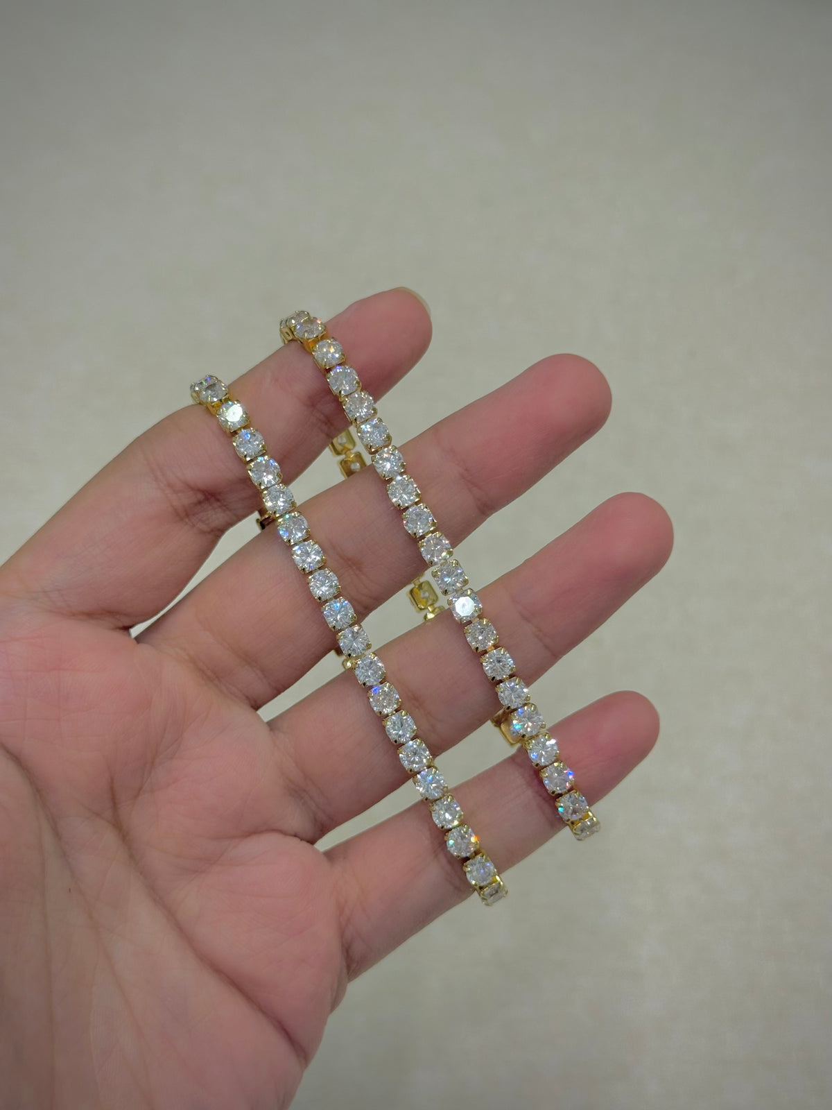 Tennis bracelet