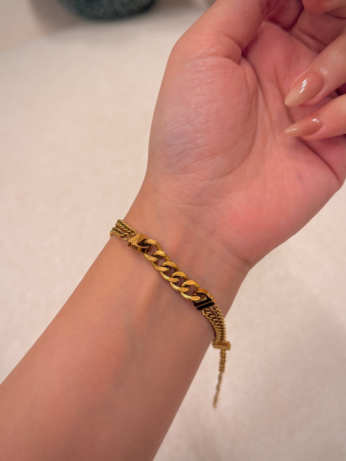 Stainless steel bracelet