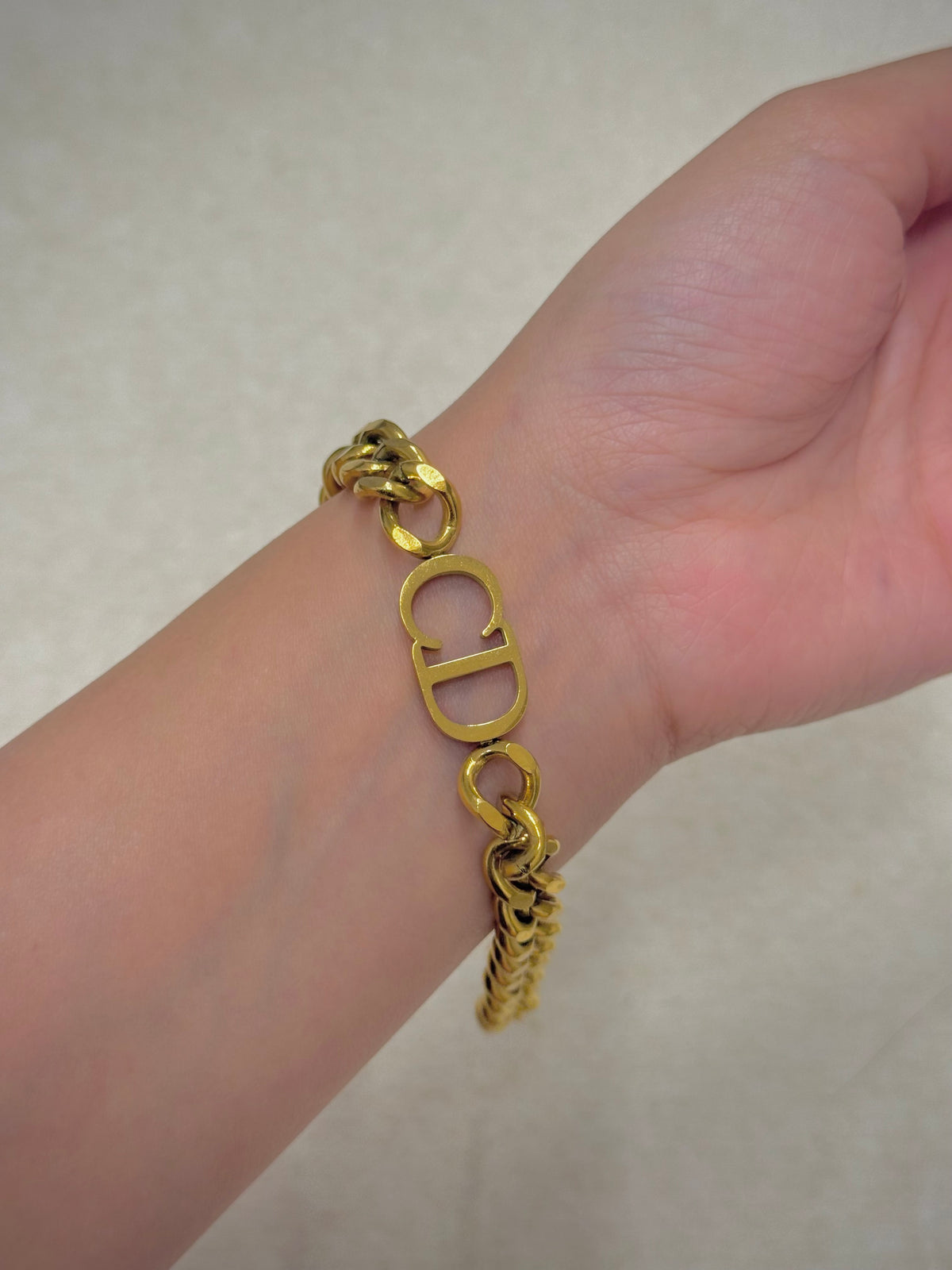 Stainless bracelet